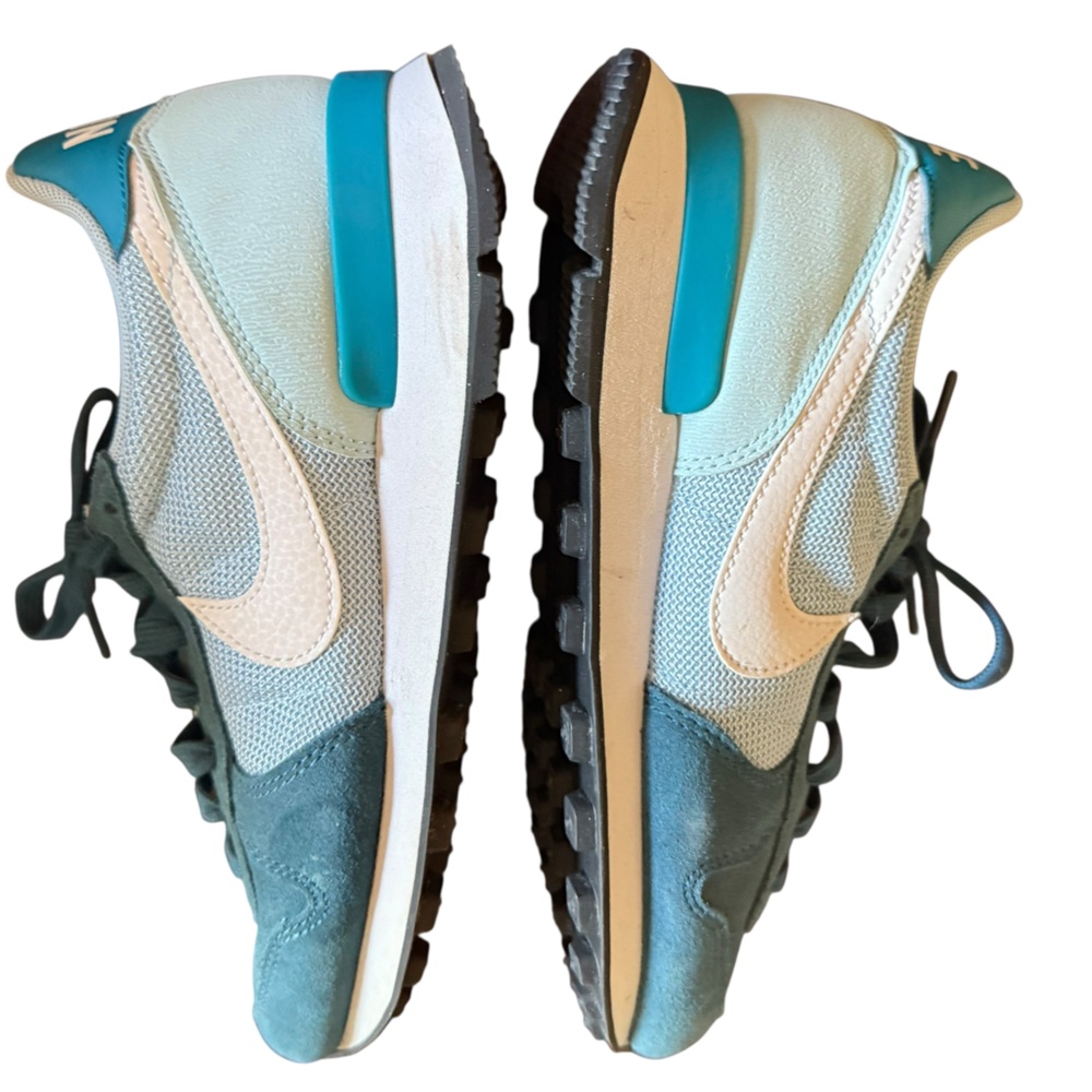 Nike internationalist shoes size 7 women’s - Picture 5 of 9